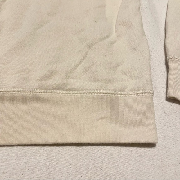 Peanuts Snoopy Uniqlo Printed Sweatshirt Size Medium Sweater - Picture 15 of 16